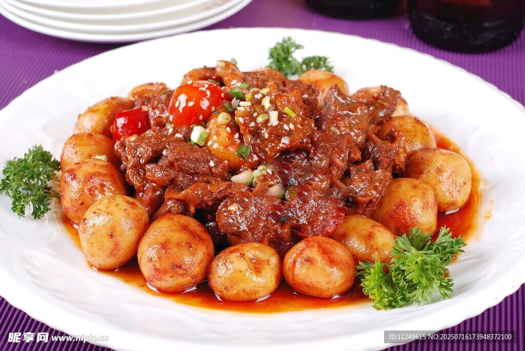 小土豆燒牛肉