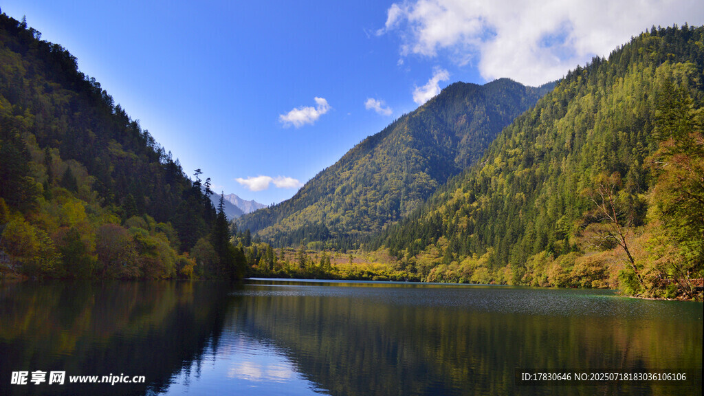寧靜山水湖景風(fēng)光圖