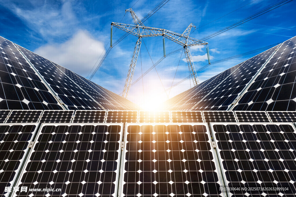 太陽能與輸電設施的壯麗景觀