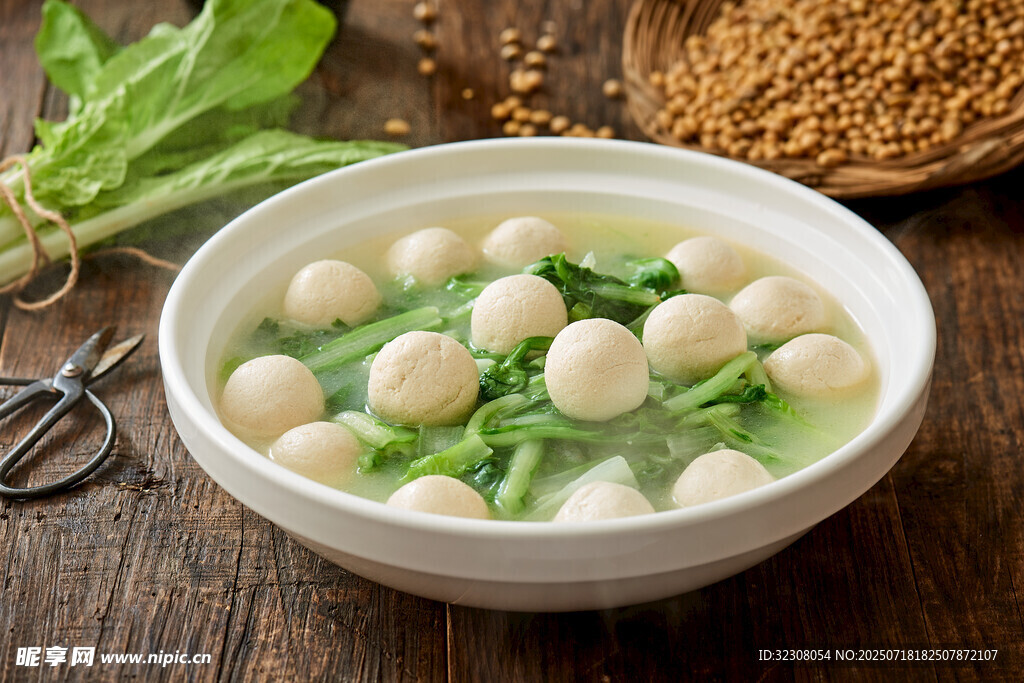 青菜魚丸湯