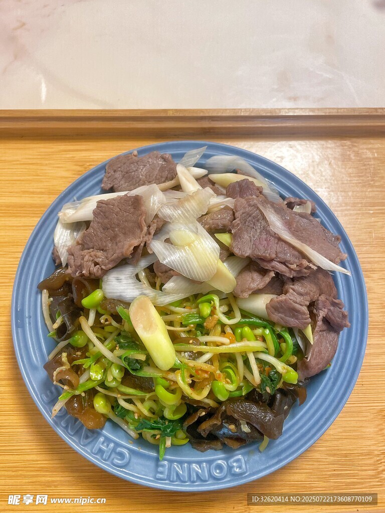 牛肉蔬菜拼盤