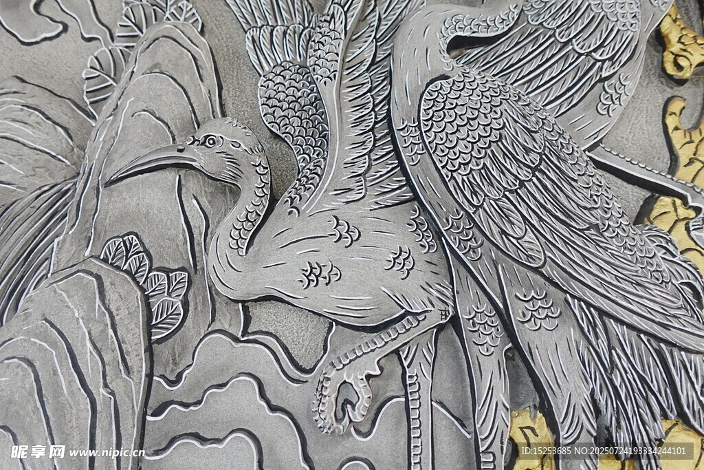 傳統(tǒng)仙鶴浮雕藝術(shù)圖案