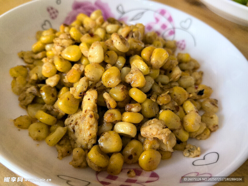 美味玉米粒炒肉丁
