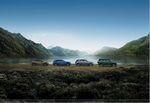 湖畔山間的多彩汽車風(fēng)景