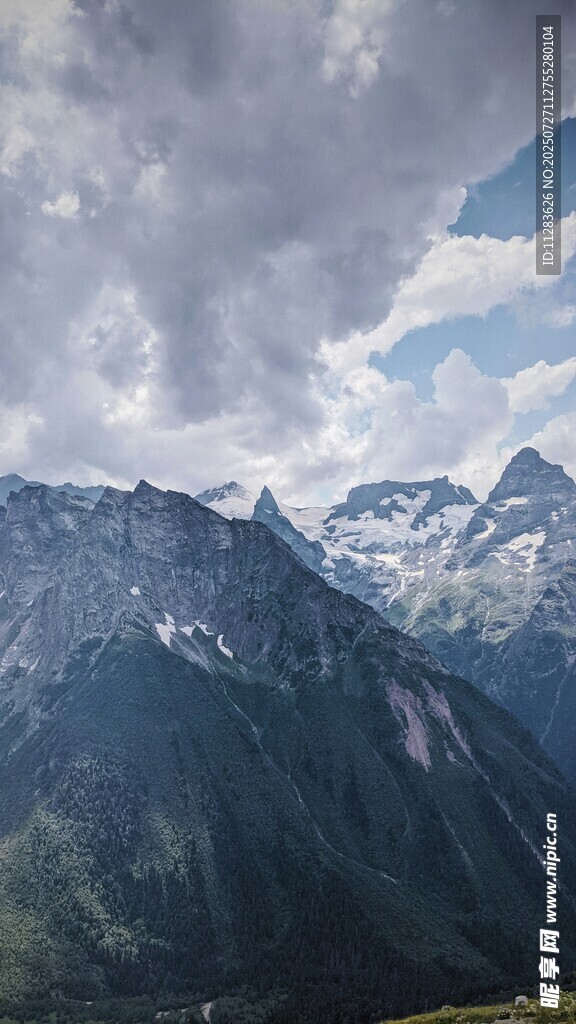 壯麗高山云海景觀