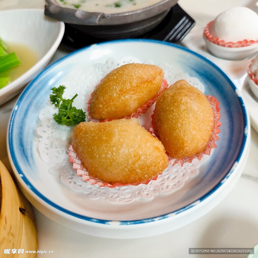 美味油炸咸水角