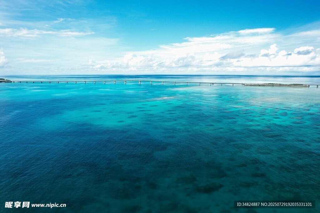夢幻藍(lán)綠海洋美景