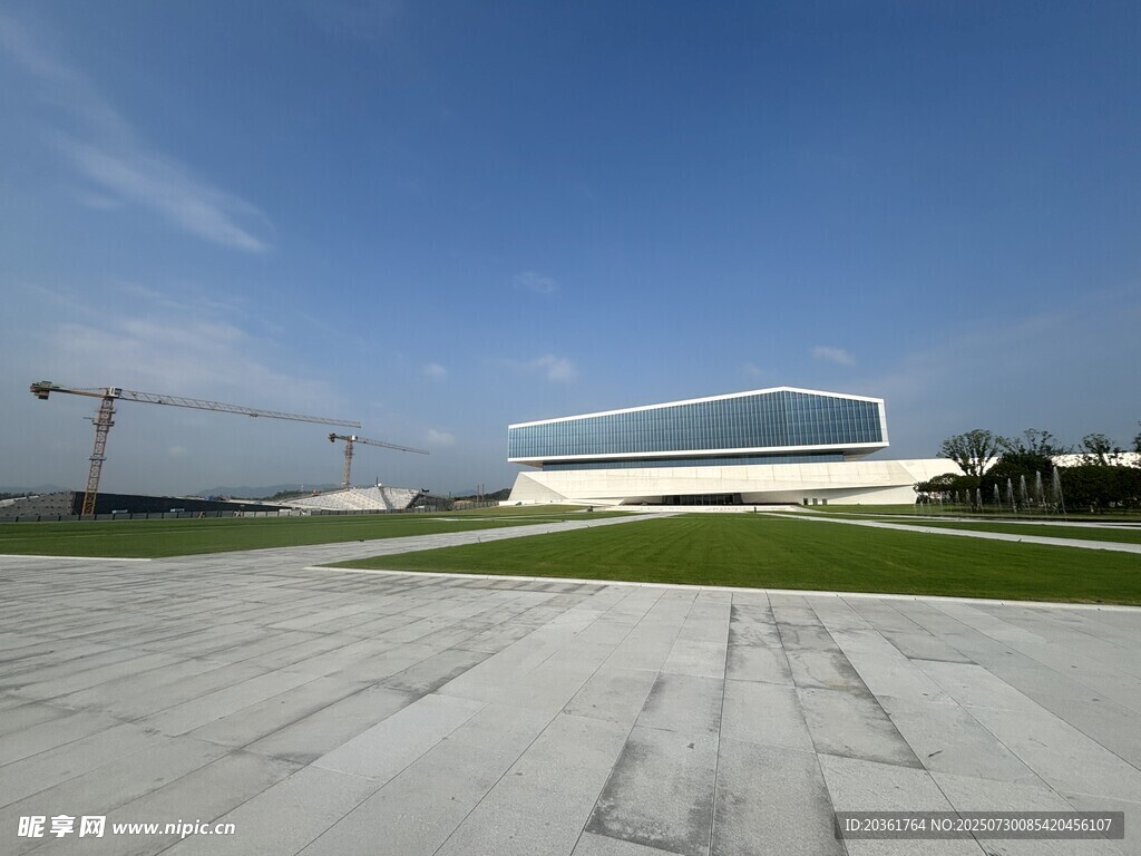 現(xiàn)代風(fēng)格建筑外觀景觀