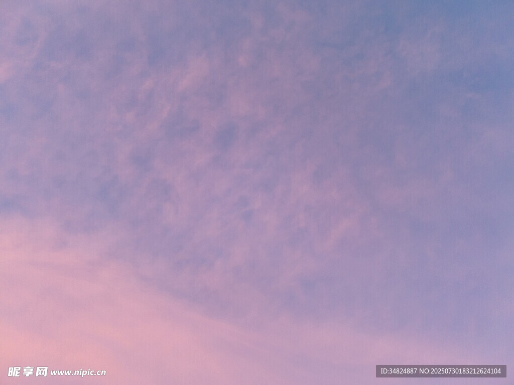 夢(mèng)幻粉紫色天空美景