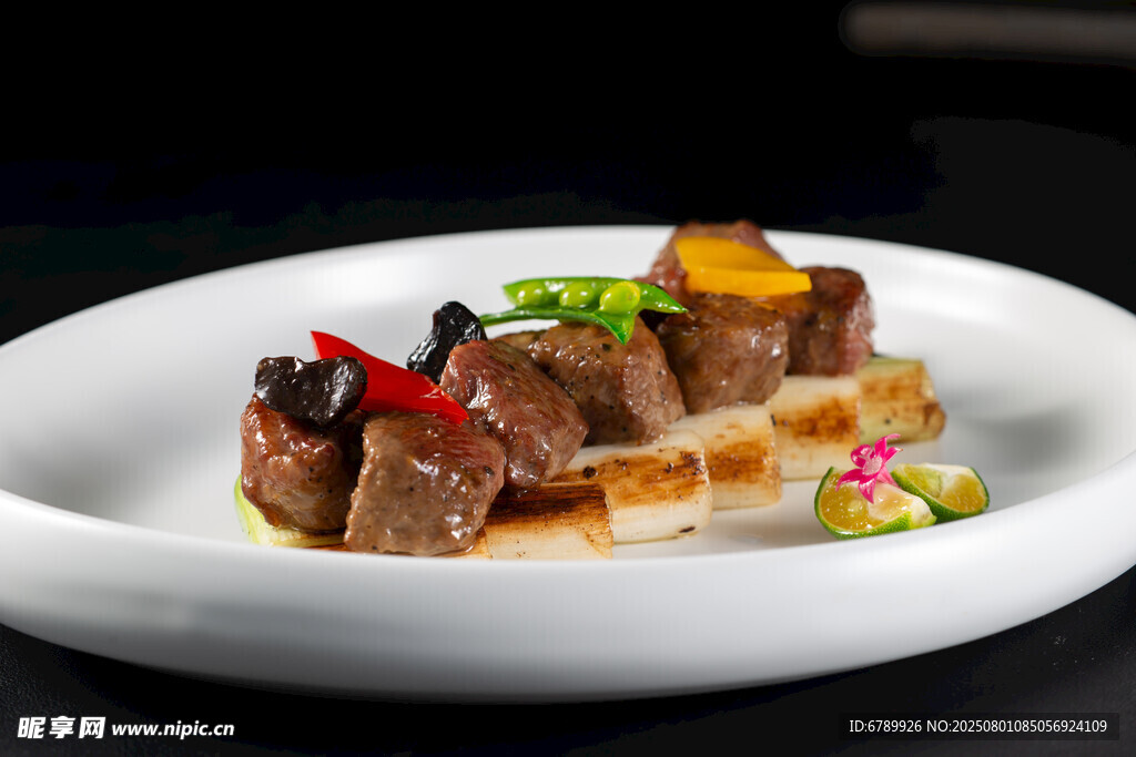 京蔥黑蒜牛肉粒