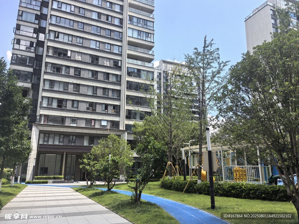 現(xiàn)代高層住宅社區(qū)景觀
