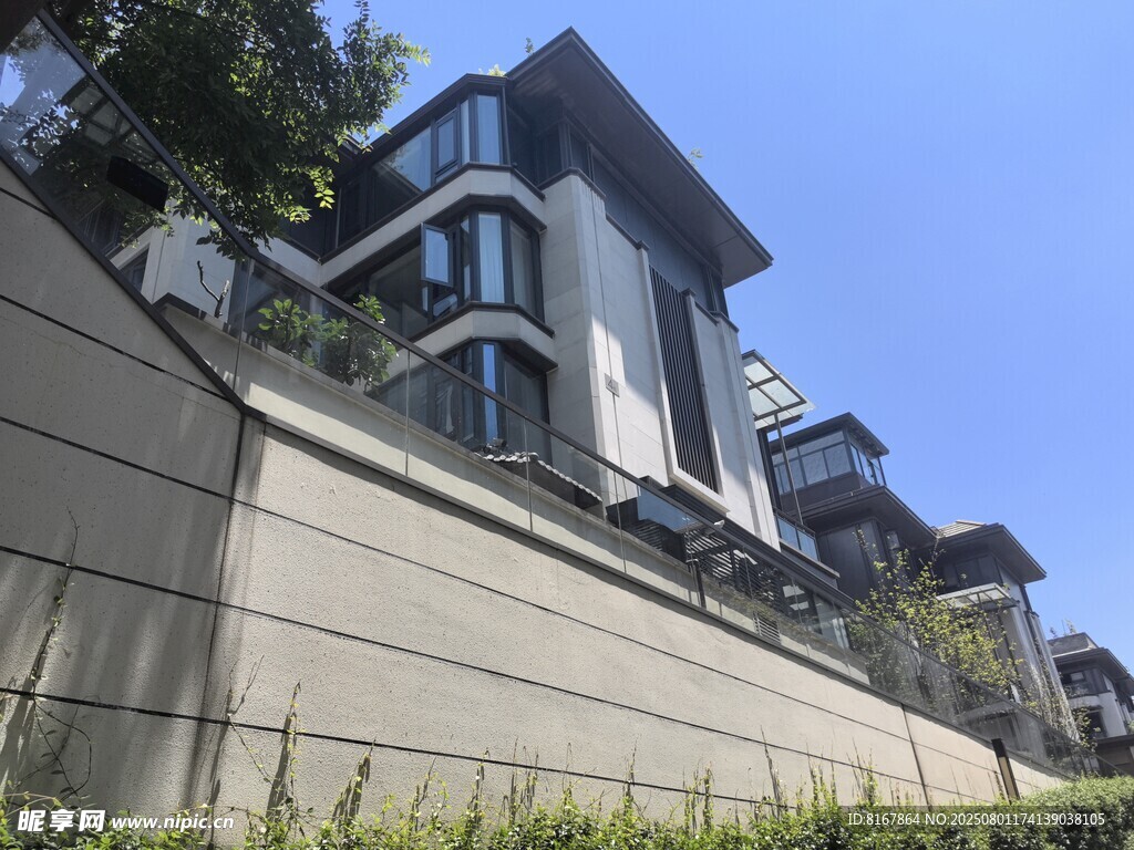 現(xiàn)代風格別墅外觀