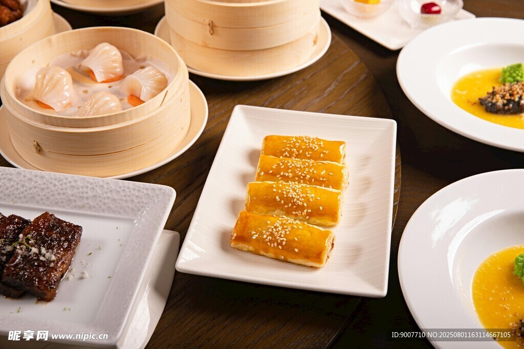 多樣中式點(diǎn)心美食展示