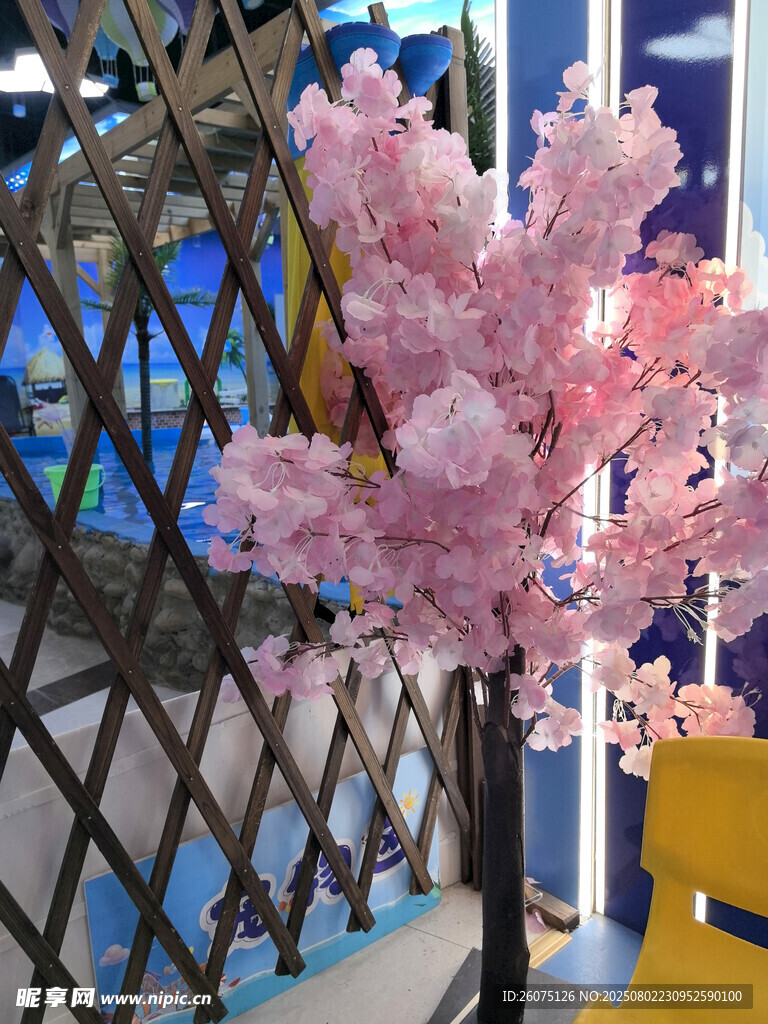 室內(nèi)粉色仿真櫻花樹景觀