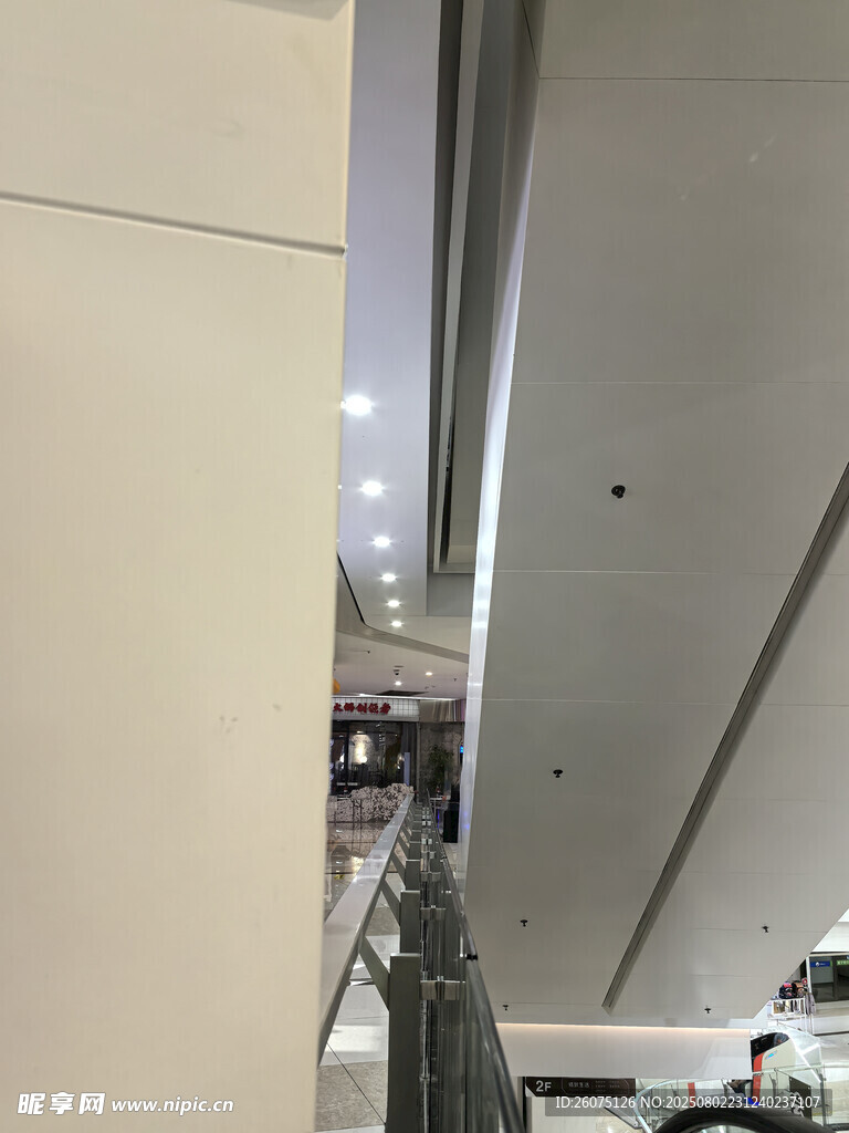 商場內(nèi)部一角