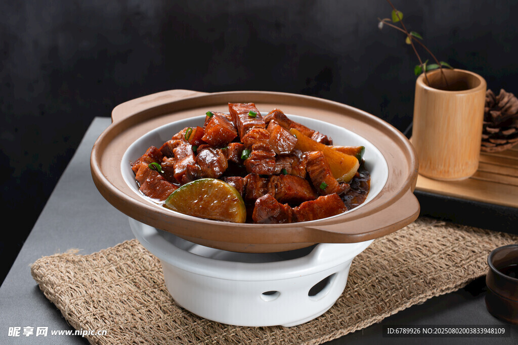 青蘿卜燒肉