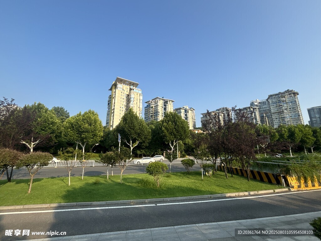 城市住宅區(qū)的優(yōu)美景觀