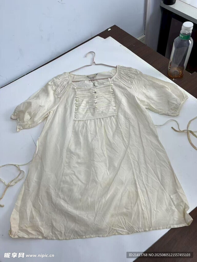 復古短袖上衣展示