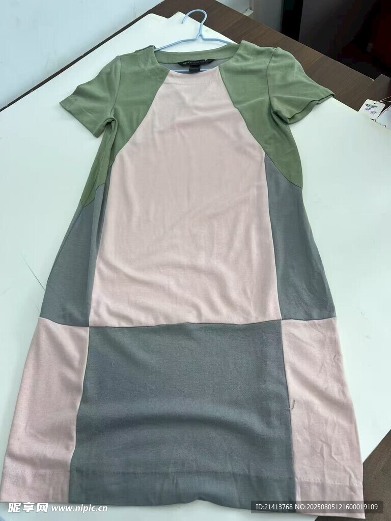 拼色拼接風(fēng)女士連衣裙