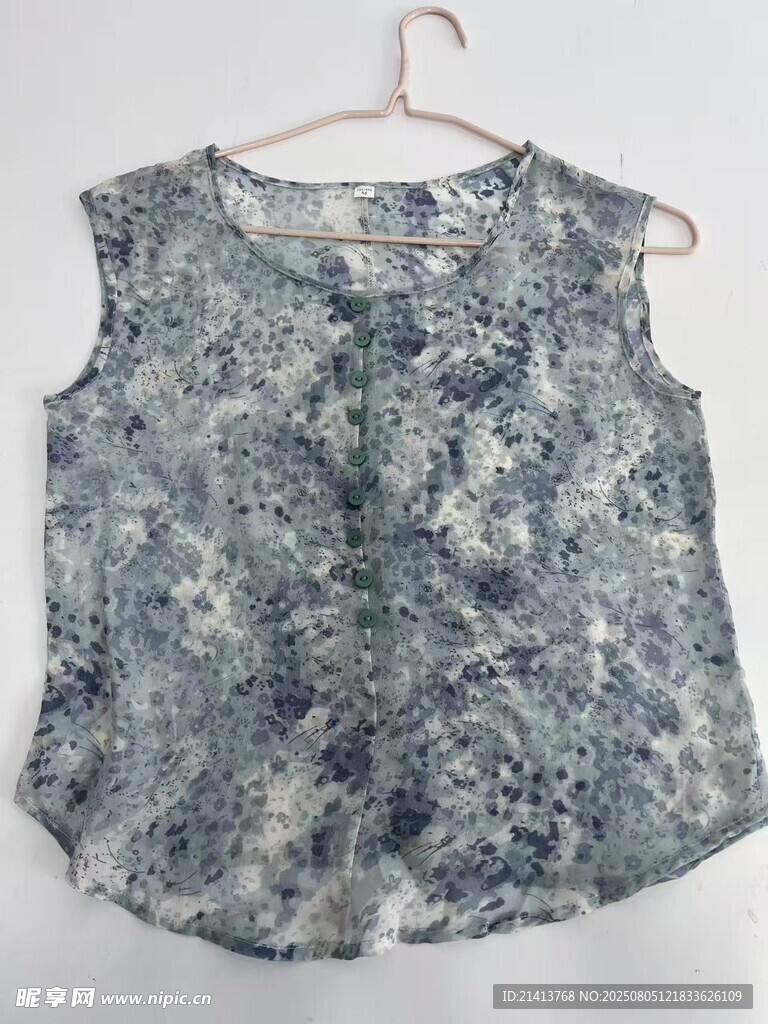 藍白印花無袖上衣