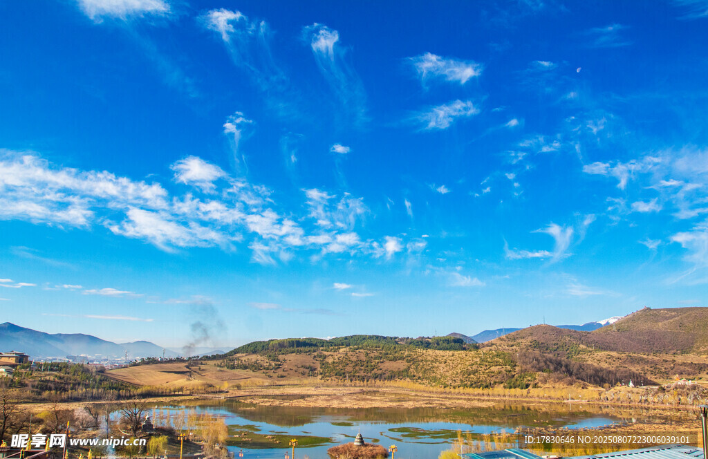 香格里拉高原的風(fēng)景