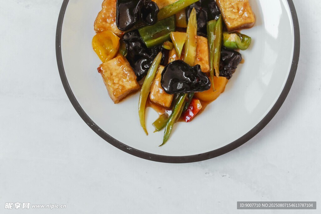 美味豆腐炒時(shí)蔬