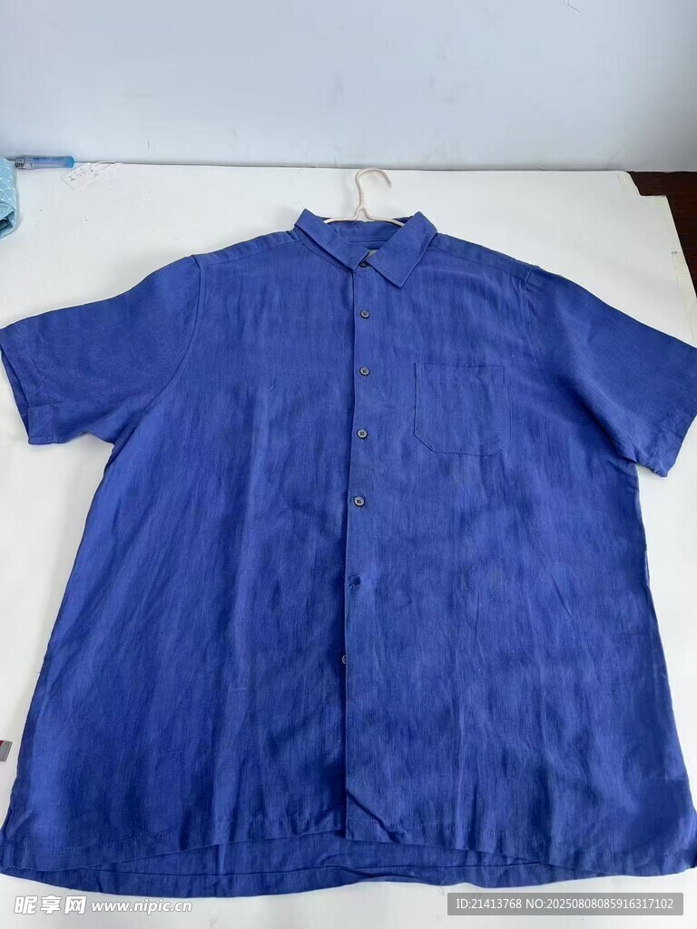 藍(lán)色短袖襯衫展示