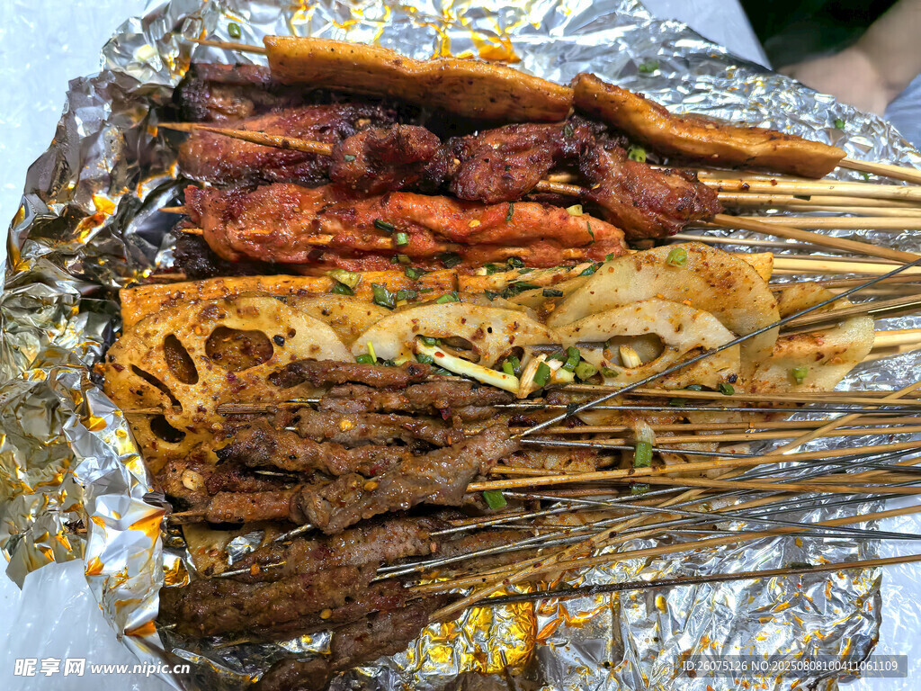 錫紙包裹的美味串串香