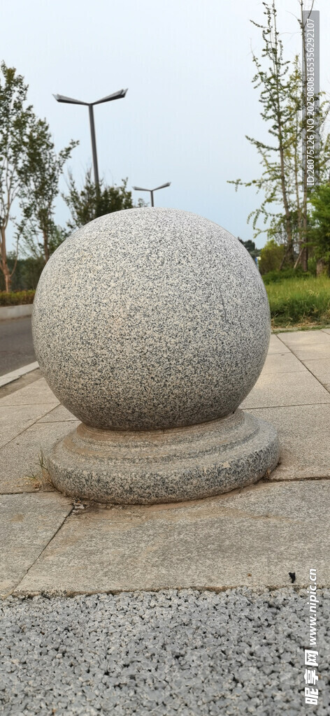 戶外石球景觀