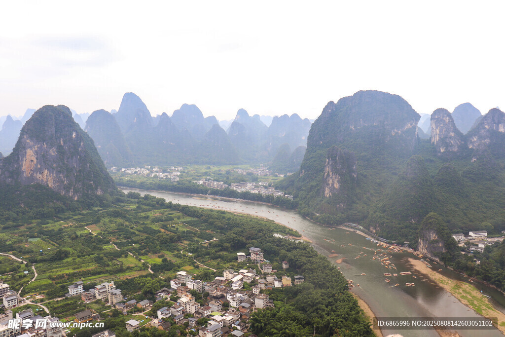 漓江山水風(fēng)光全景圖