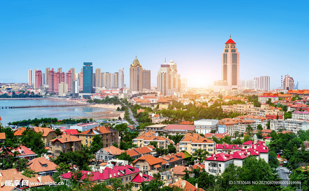海濱城市美麗天際線風(fēng)光