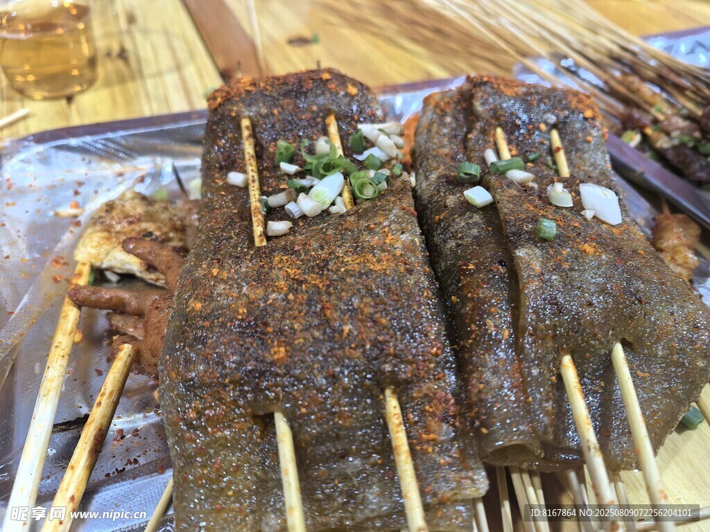 美味烤苕皮串串