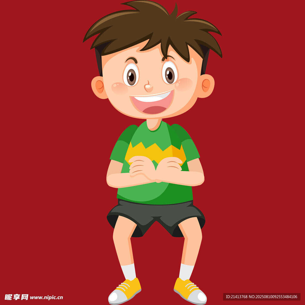開心小男孩坐著