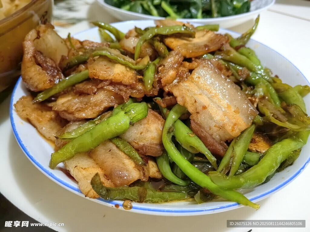 青椒炒五花肉