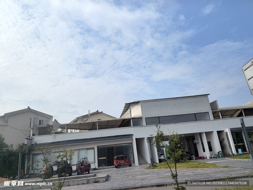 現(xiàn)代風(fēng)格建筑外觀