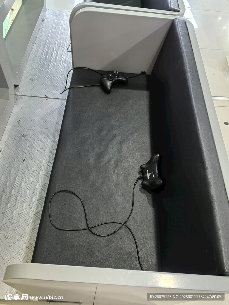游戲機座椅與游戲手柄設備