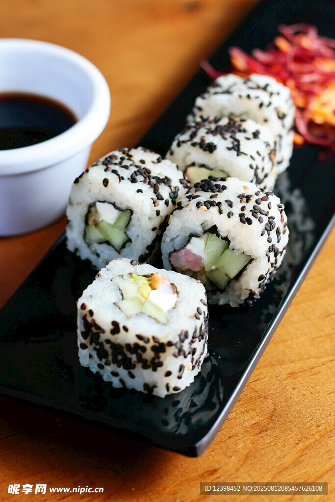 美味壽司擺盤精致