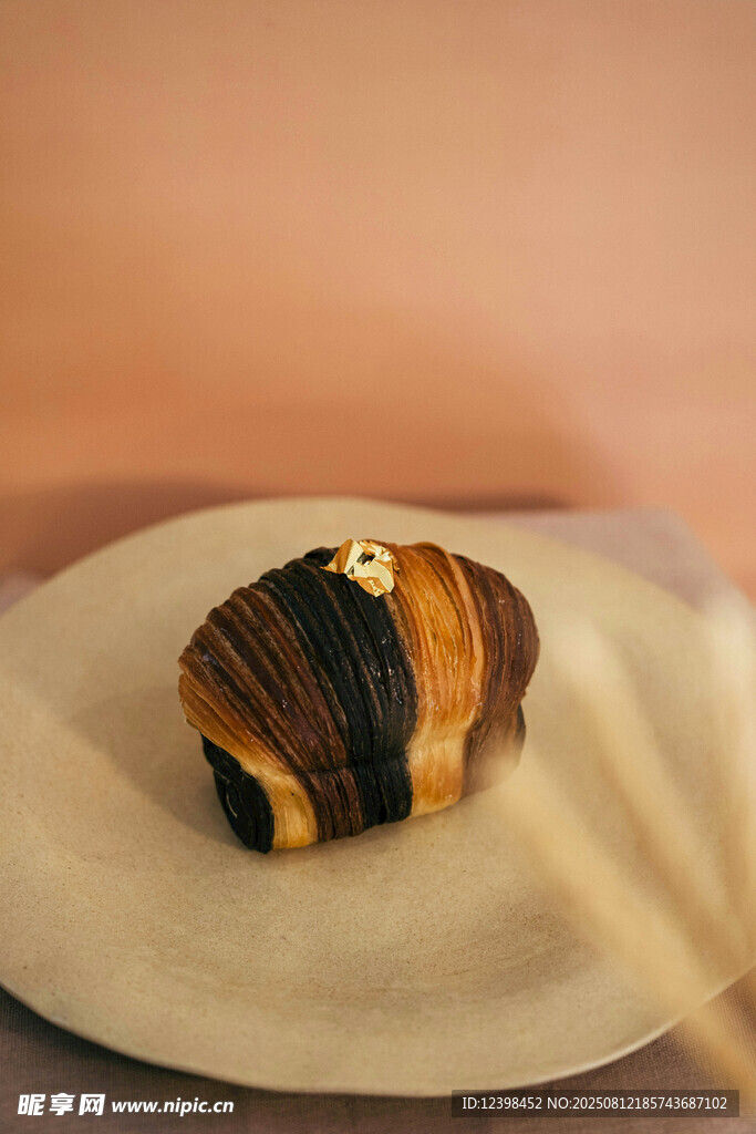 多彩條紋糕點