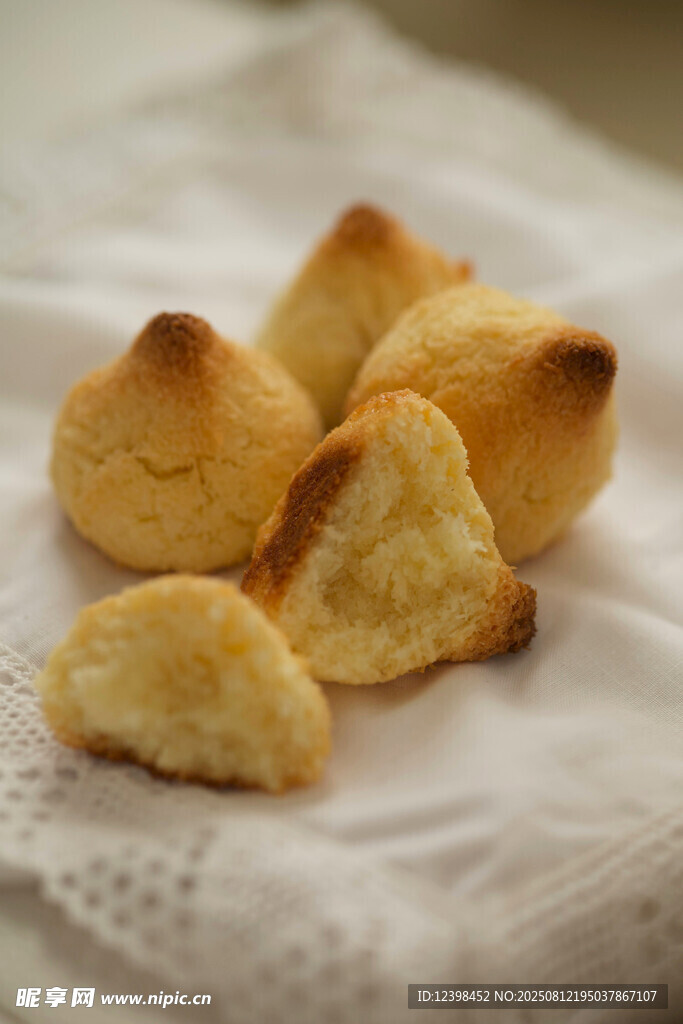 美味三角形小點(diǎn)心
