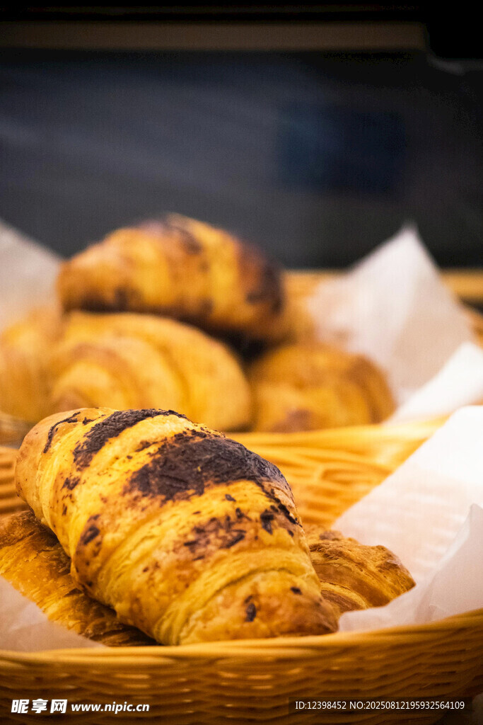 美味烤制牛角面包