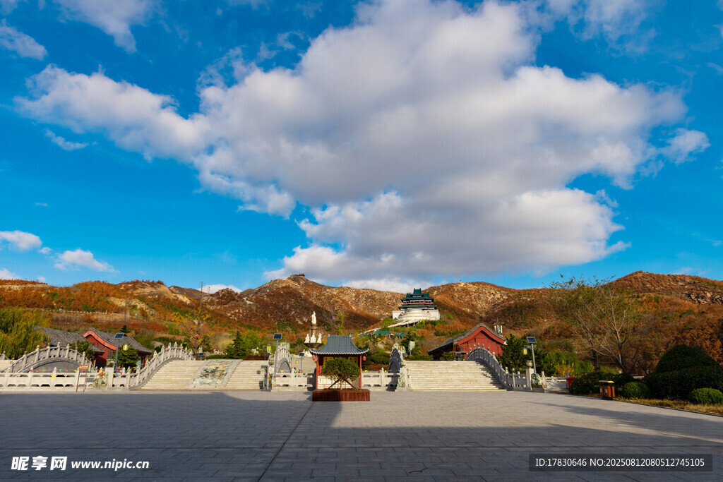 秋日的山東省威海市仙姑頂景區(qū)