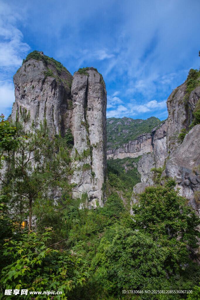 清新景區(qū)大氣山脈山峰風(fēng)景