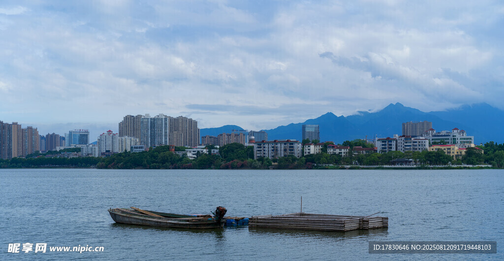 廬山腳下九江甘棠湖景