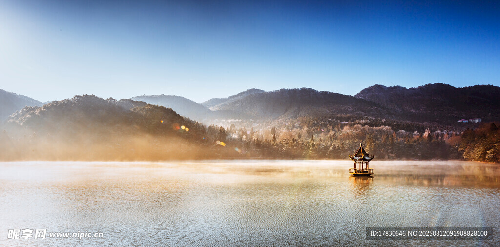廬山風(fēng)光