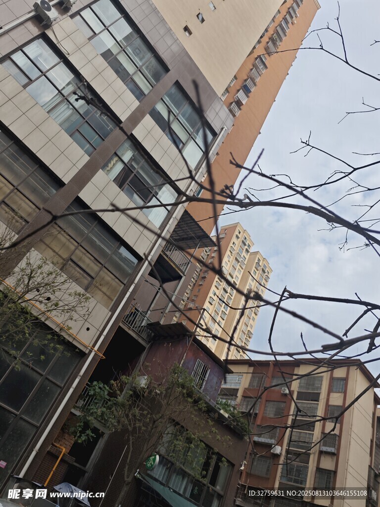 城市中的高層居民樓景觀