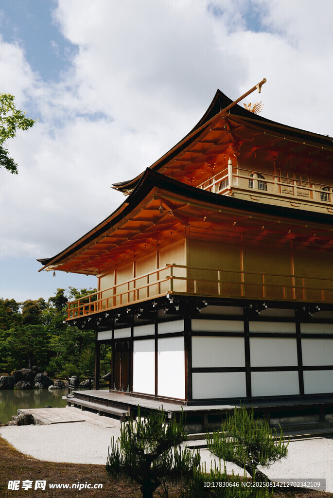 日本金閣寺古建筑景觀