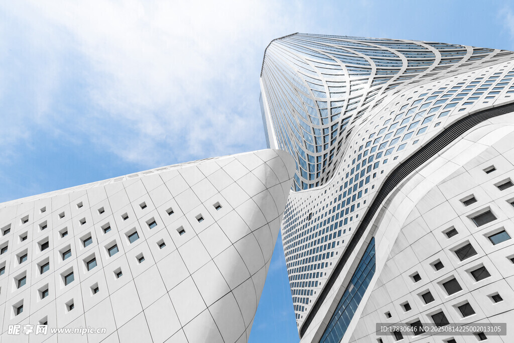 南京保利大劇院建筑線條
