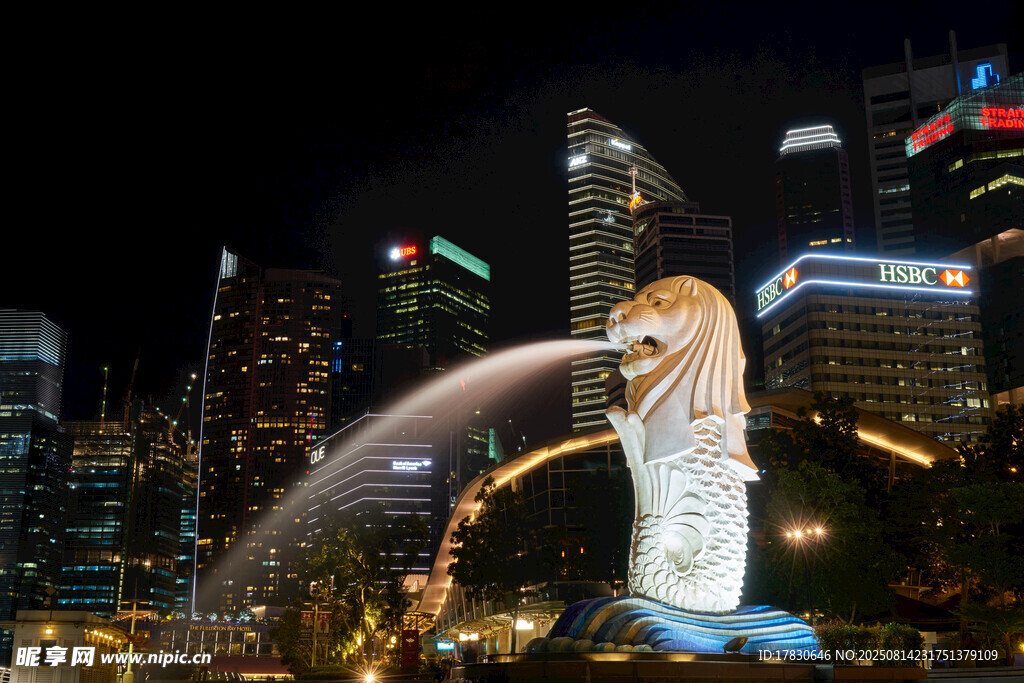 新加坡魚(yú)尾獅夜景噴泉