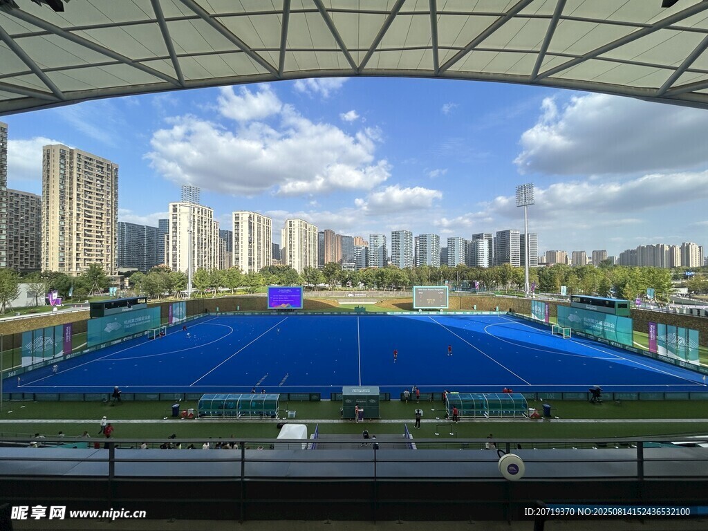 現(xiàn)代化體育場全景