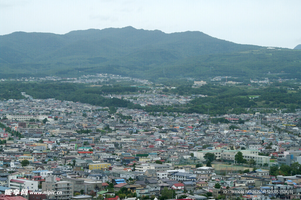 俯瞰山城景色